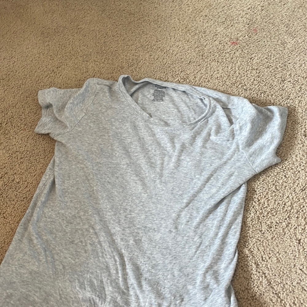 grey t-shirt